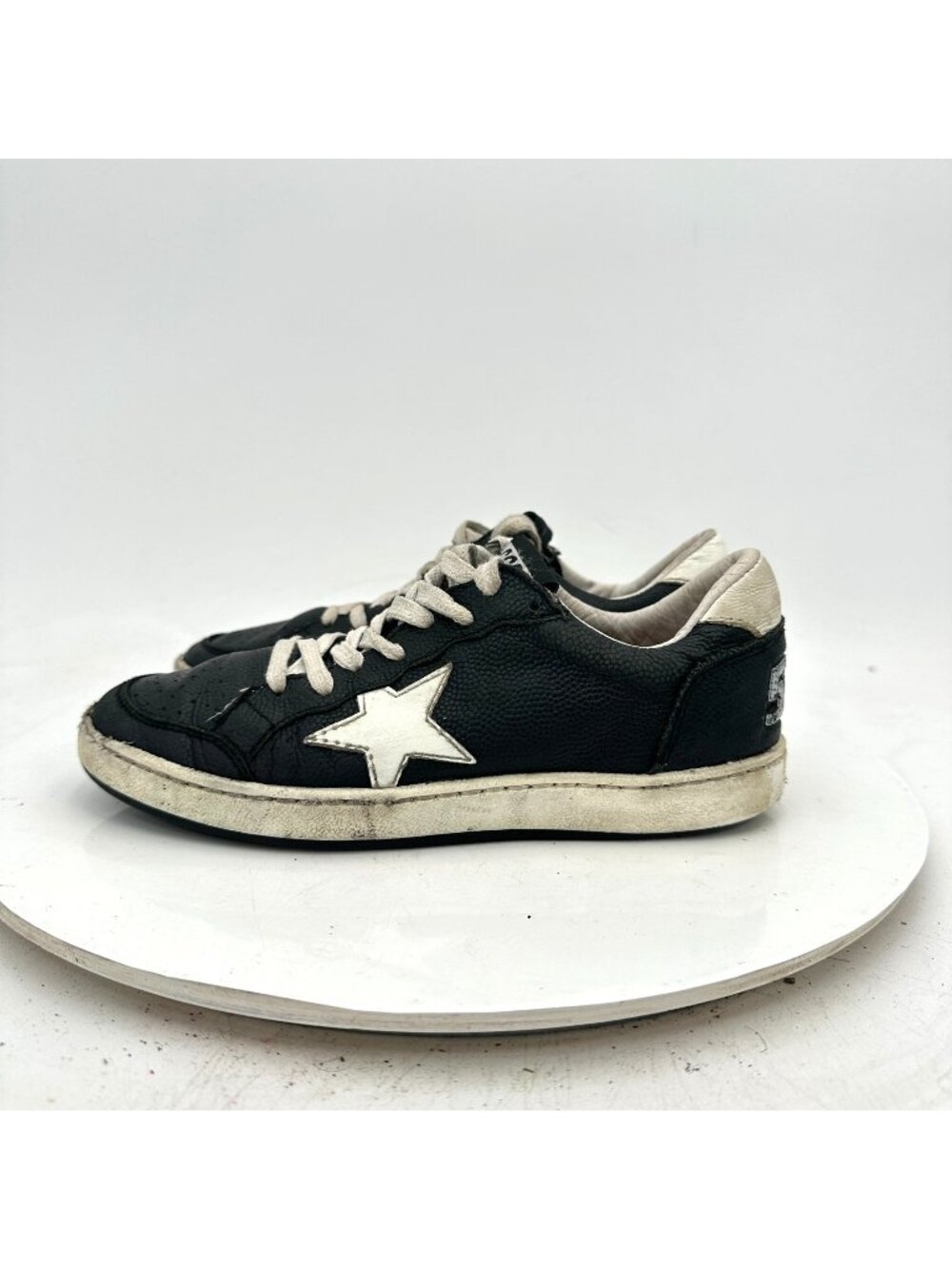 Golden Goose Kids Size EU 32 US 1Y Black White Star Leather Sneakers